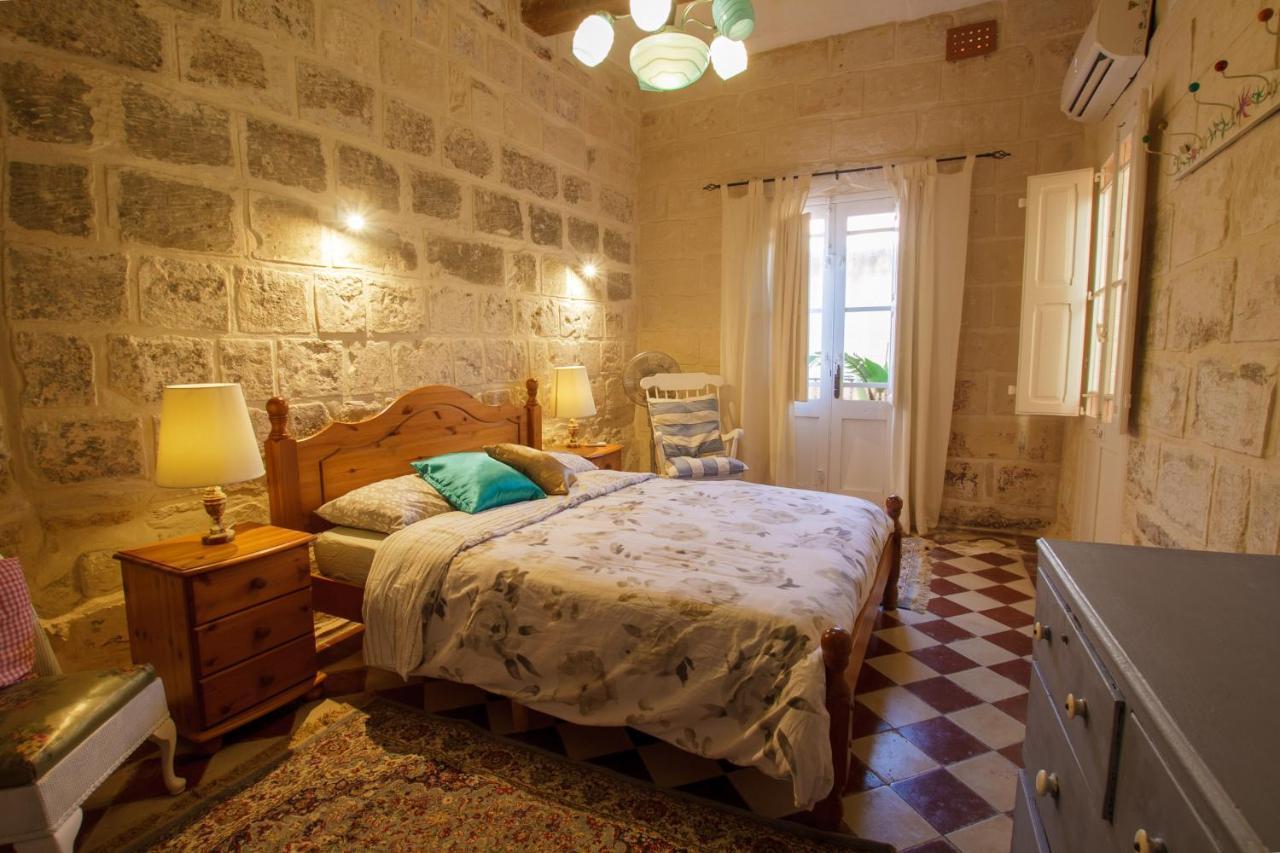 Town House Steeped In History Villa Rabat Buitenkant foto